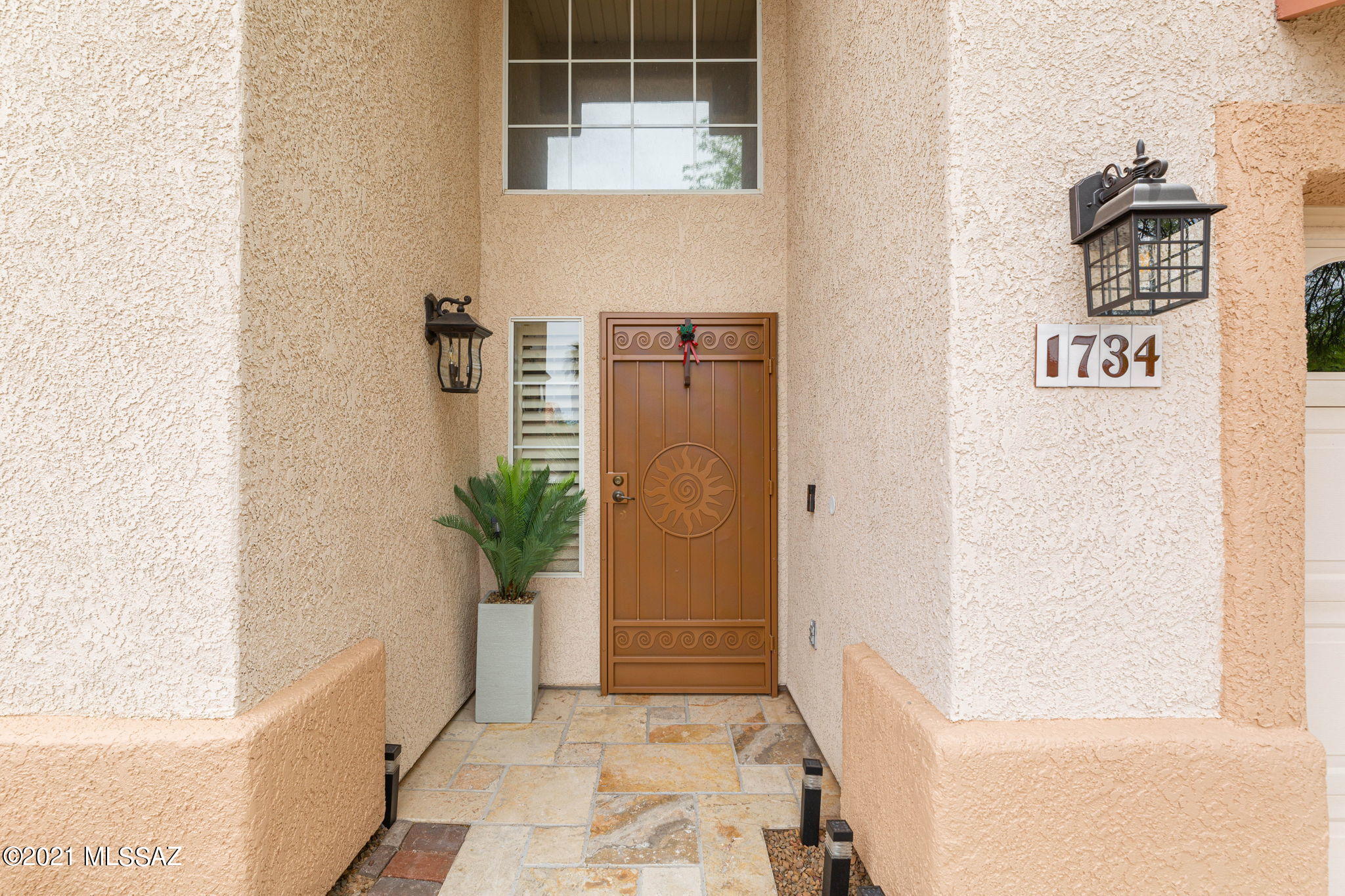 1734 North Sandstone Ridge Drive Tucson, AZ 85715 - Photo 3 of 30