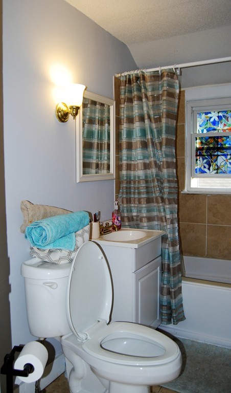 81 Braddock Street Springfield, MA 01109 - Photo 12 of 16 Gallery Image 12