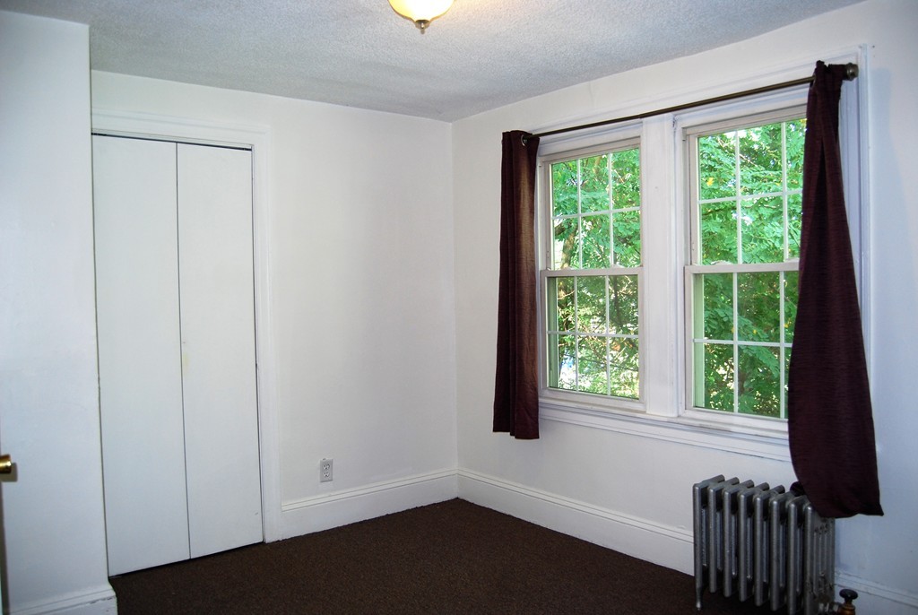 81 Braddock Street Springfield, MA 01109 - Photo 13 of 16 Gallery Image 13