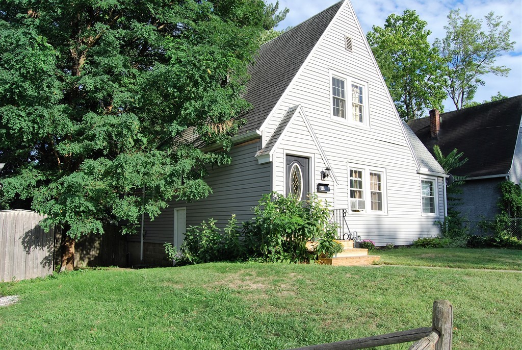 81 Braddock Street Springfield, MA 01109 - Photo 15 of 16 Gallery Image 15