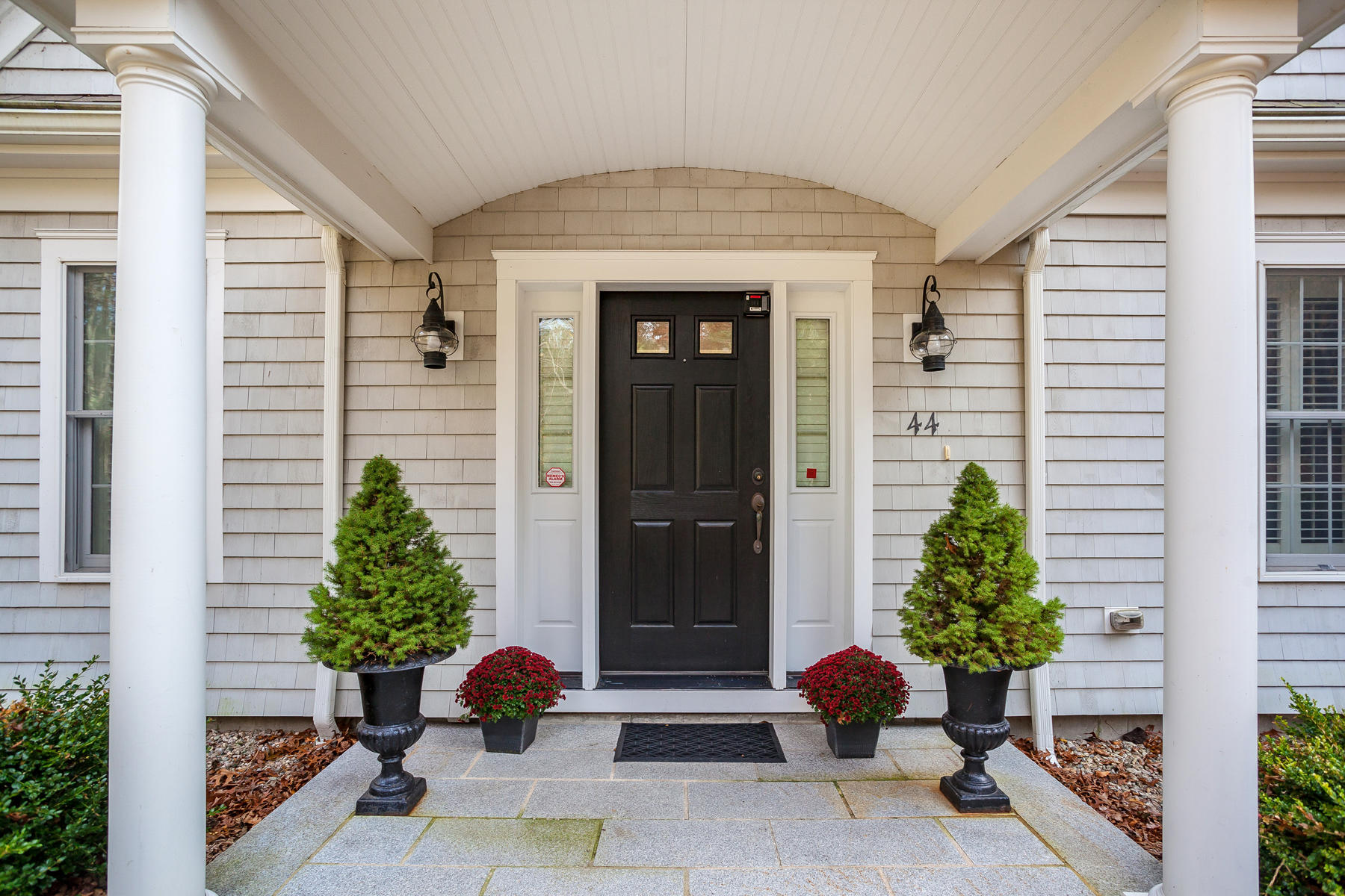 44 Stowe Road Sandwich, MA 02563 - Photo 5 of 35 007_44Stowe_11082018