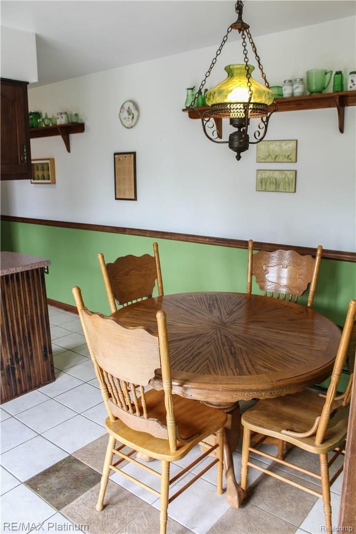 10239 Converse Road Fowlerville, MI 48836 - Photo 13 of 33 IMG_1093.jpg