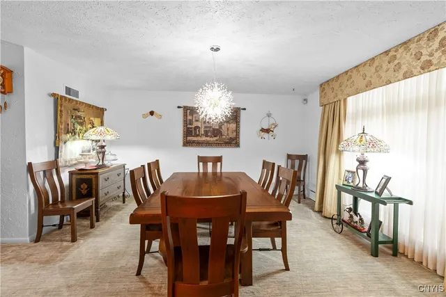 $869,000 | 5 Hingham Road, Utica, NY 13501