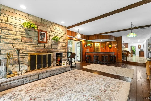 $869,000 | 5 Hingham Road, Utica, NY 13501