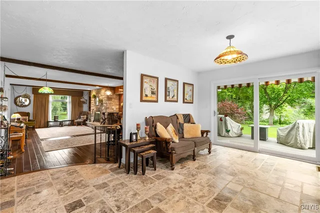 $869,000 | 5 Hingham Road, Utica, NY 13501