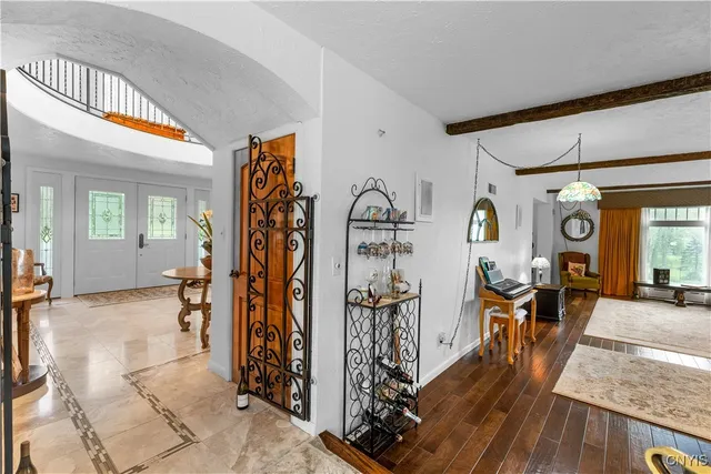 $869,000 | 5 Hingham Road, Utica, NY 13501