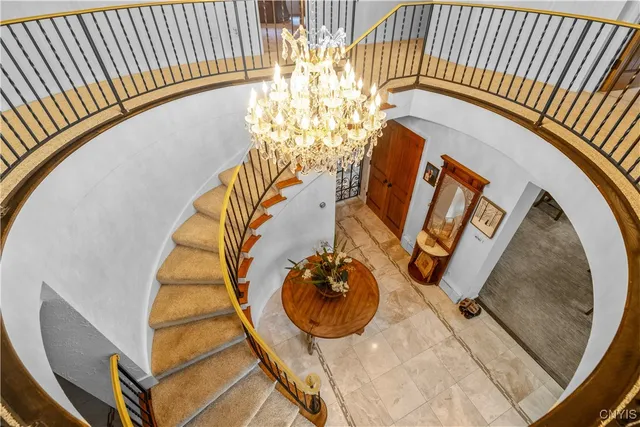 $869,000 | 5 Hingham Road, Utica, NY 13501