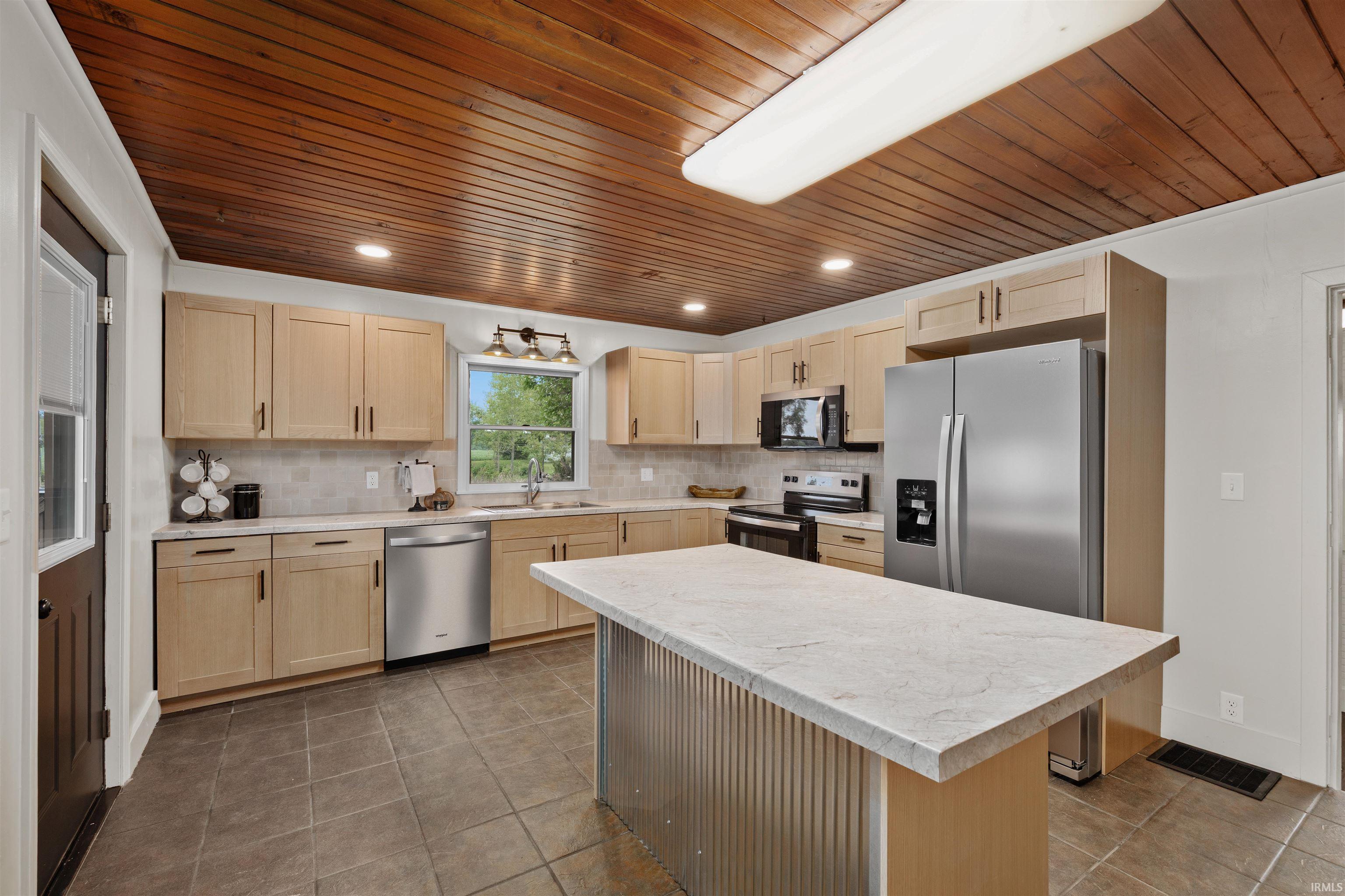 7491 County Road 28 Butler, IN 46721 - Photo 13 of 43 Gallery Image 13