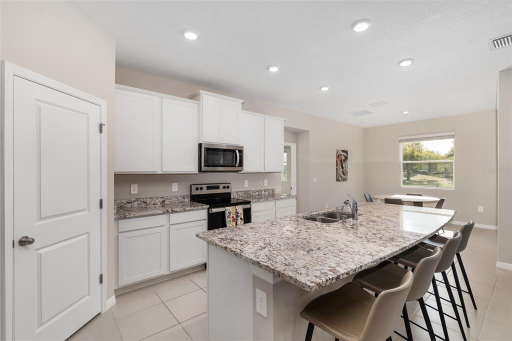 4940 Northwest 39th Loop Ocala, FL 34482 - Photo 15 of 63