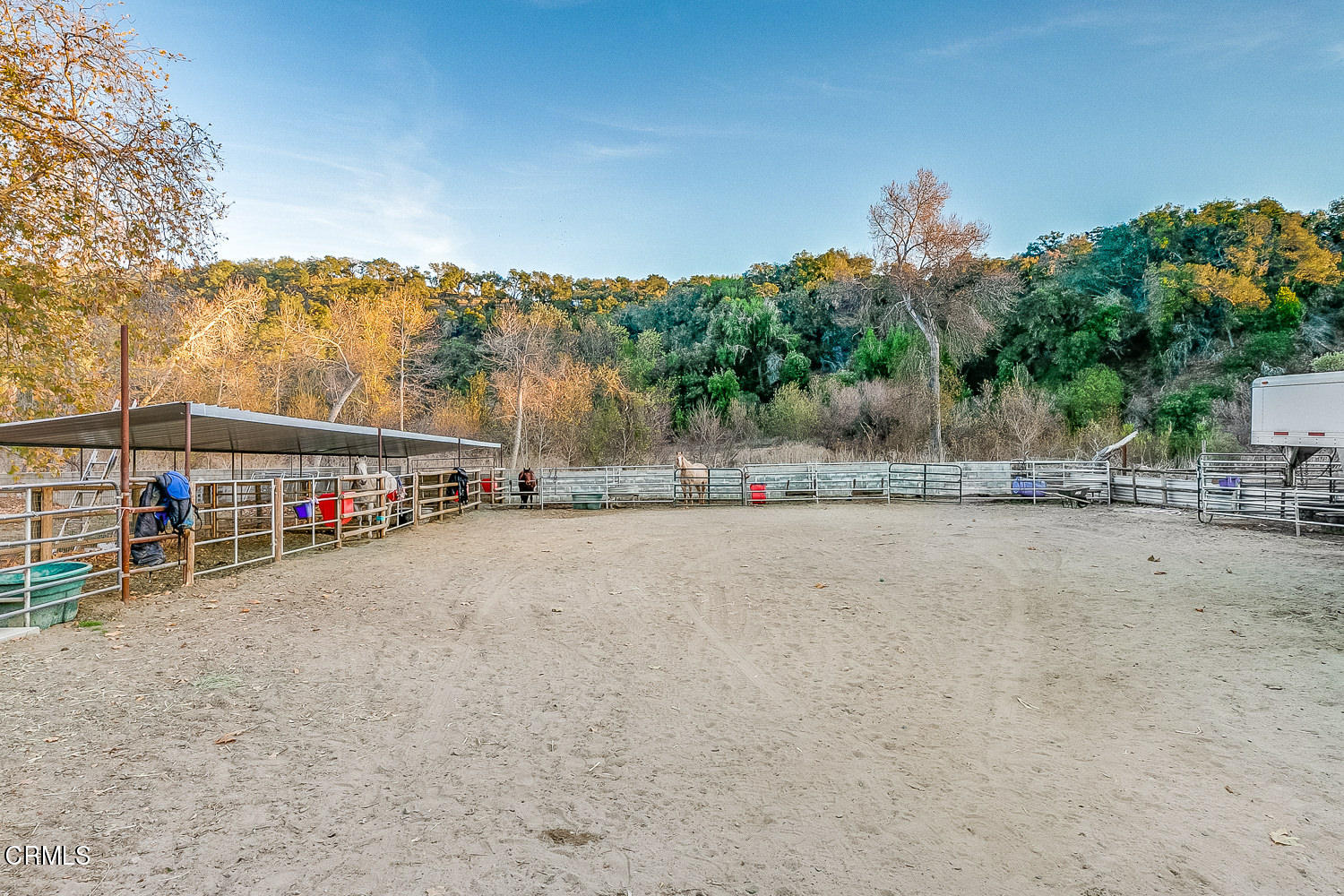 9972 Creek Road Oak View, CA 93022 - Photo 42 of 50 a view of a basket ball ground