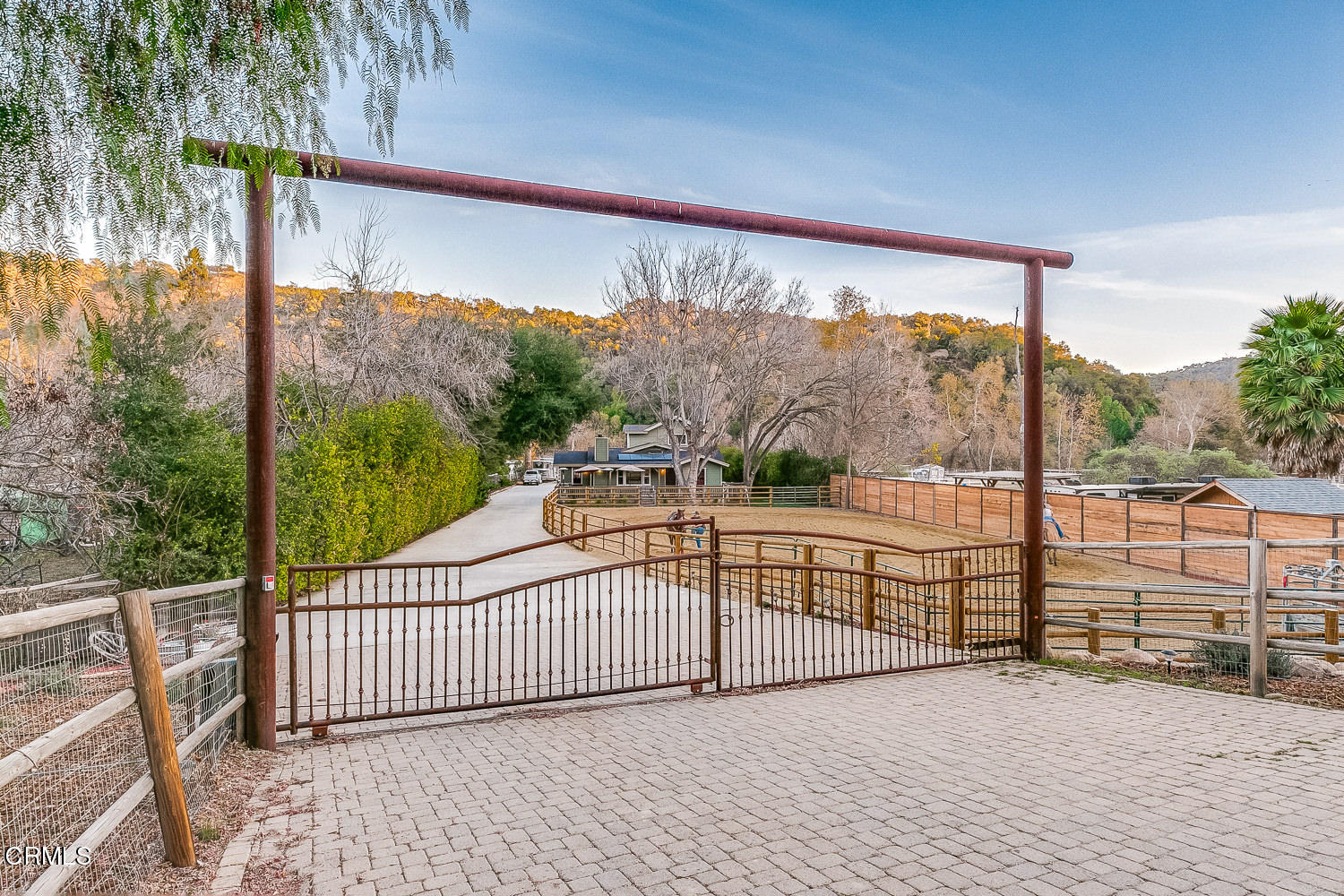 9972 Creek Road Oak View, CA 93022 - Photo 48 of 50 a view of a balcony