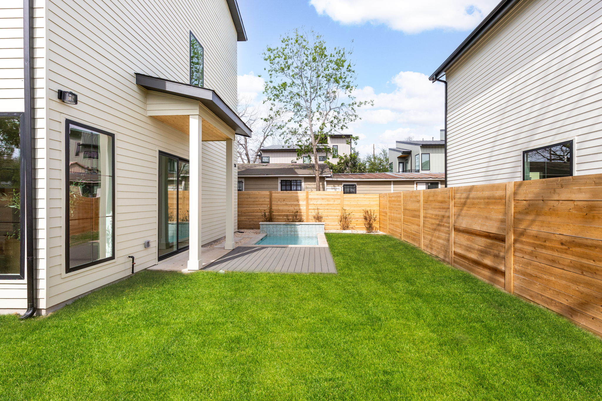 2910 East 4th Street Austin, TX 78702 - Photo 2 of 39 a front view of house with yard