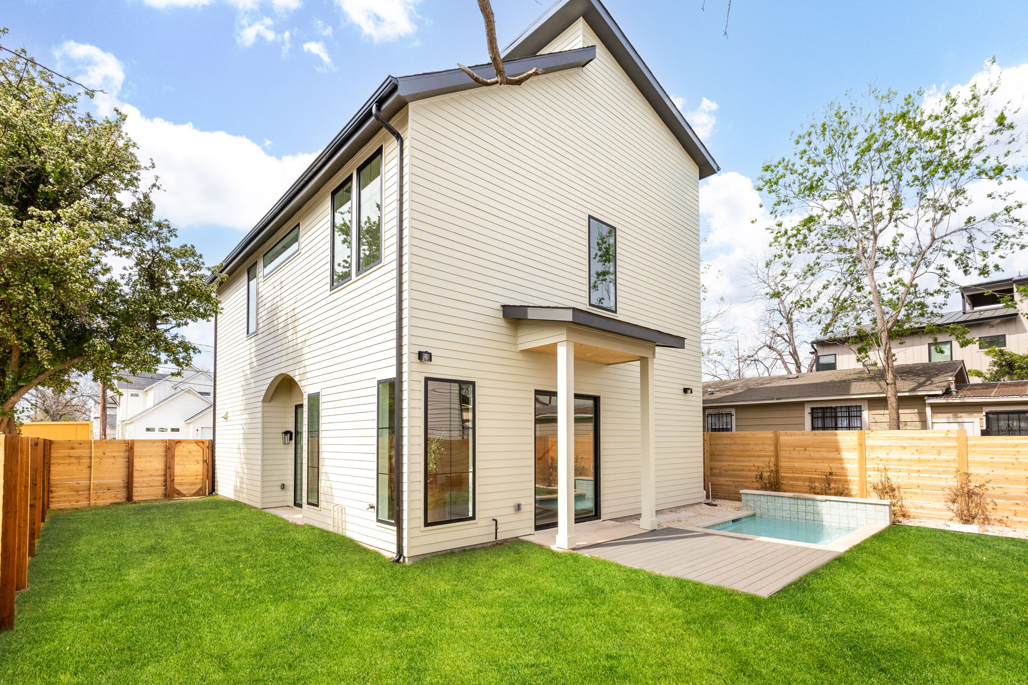 2910 East 4th Street Austin, TX 78702 - Photo 35 of 39 a view of a house with backyard