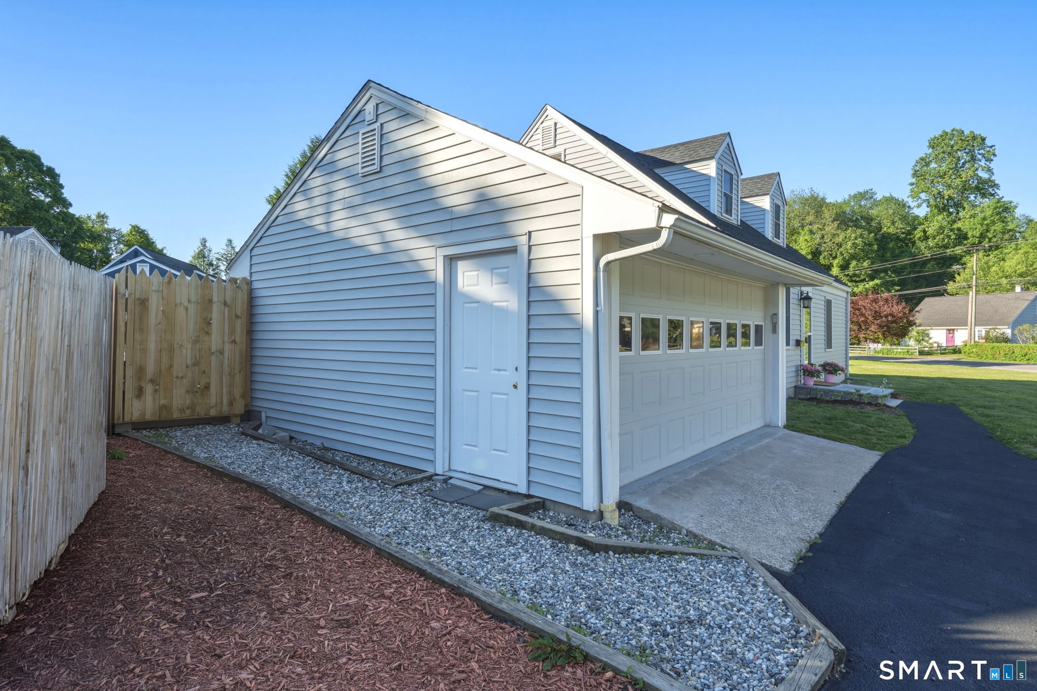 2 Oven Rock Road Bethel, CT 06801 - Photo 3 of 30