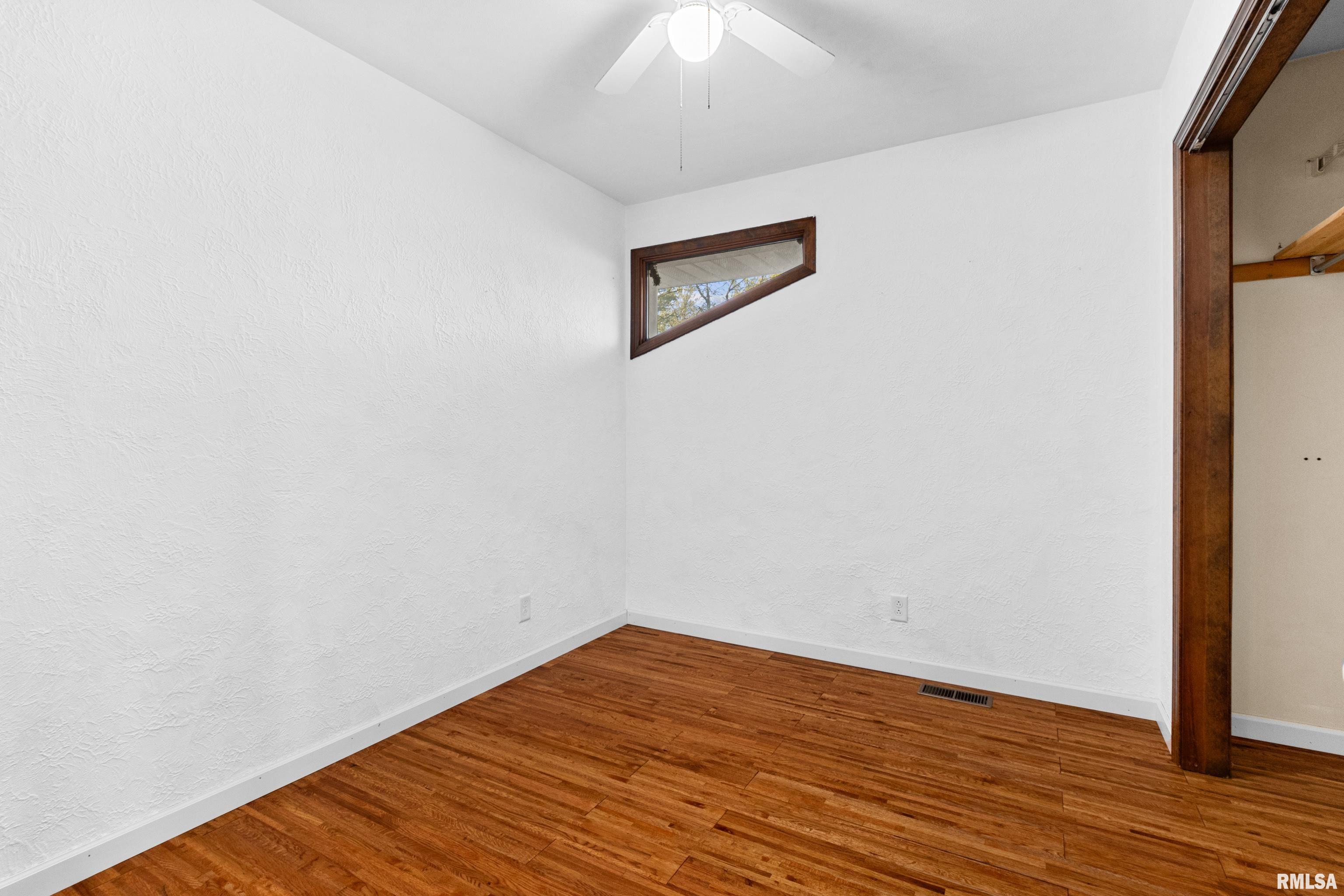 22276 Timber Lane Morton, IL 61550 - Photo 15 of 45 Gallery Image 15