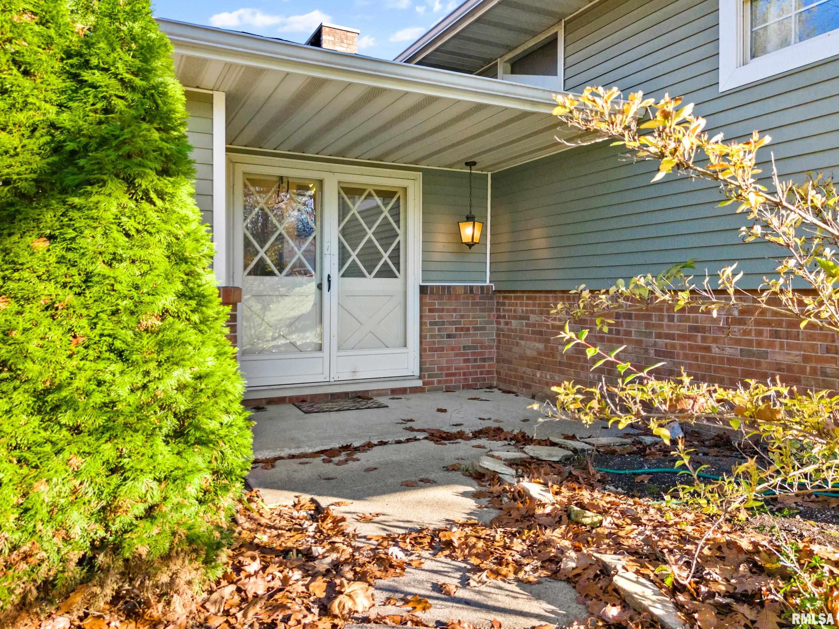 22276 Timber Lane Morton, IL 61550 - Photo 3 of 45 Gallery Image 3