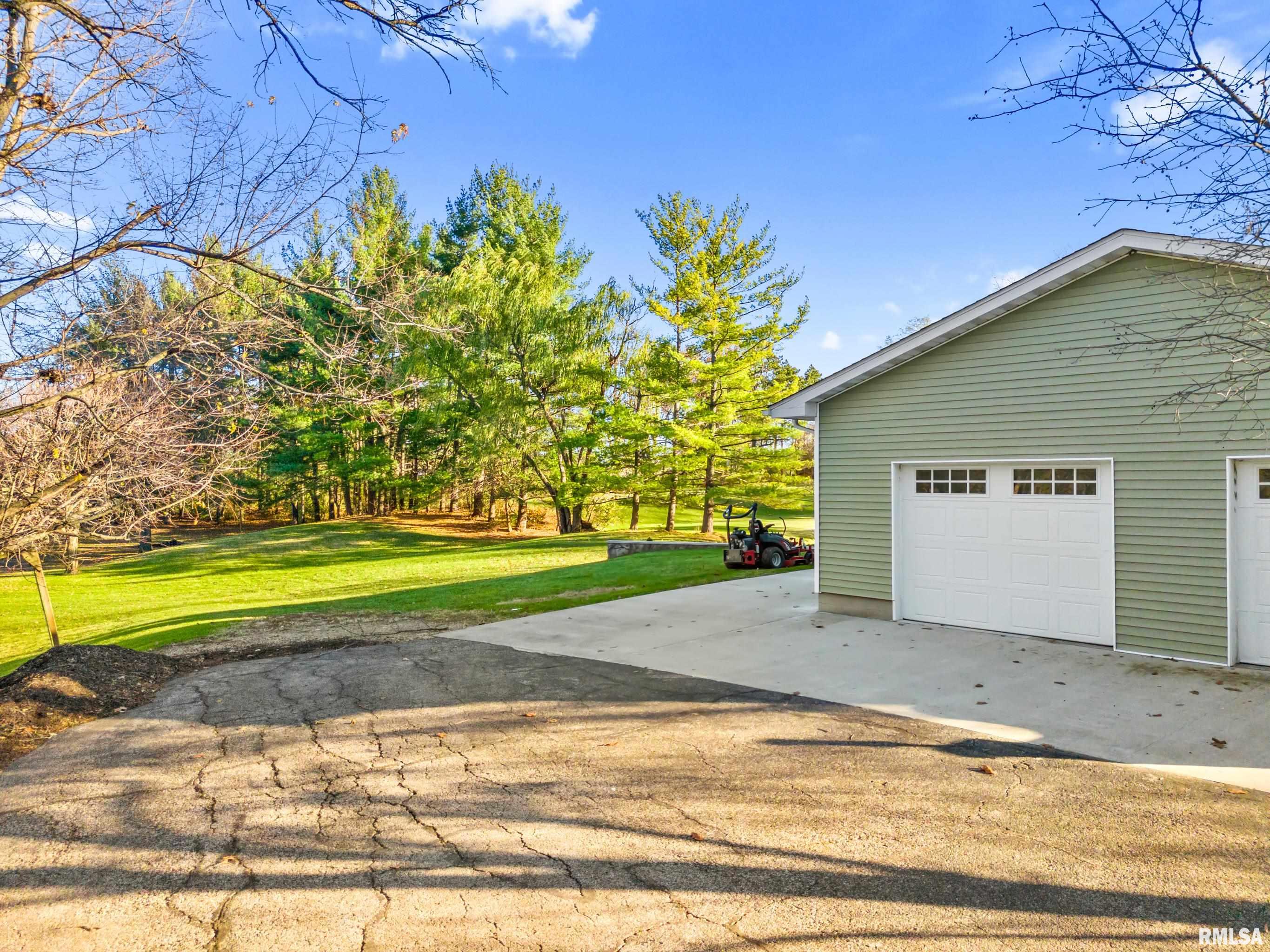 22276 Timber Lane Morton, IL 61550 - Photo 39 of 45 Gallery Image 39