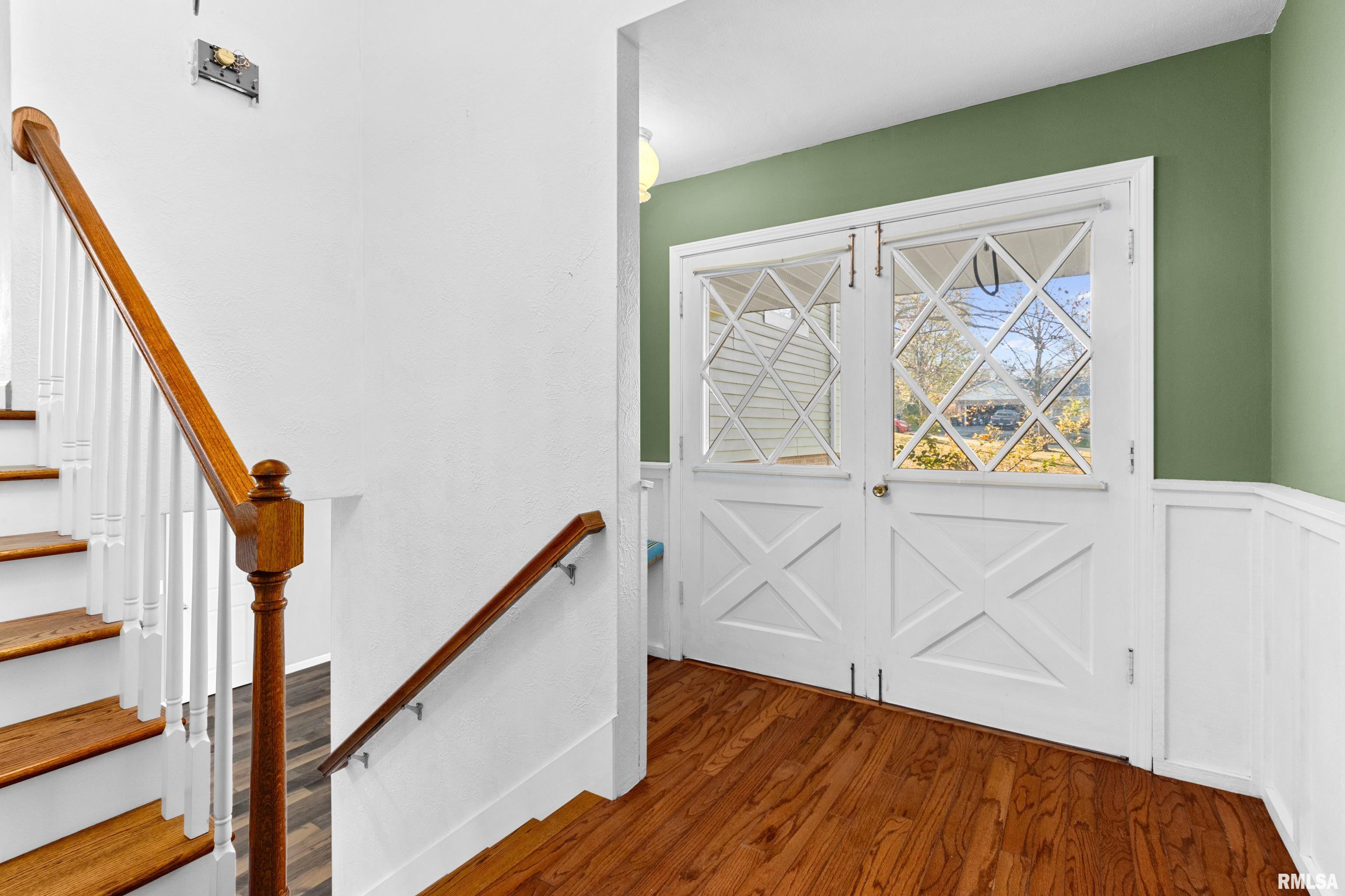 22276 Timber Lane Morton, IL 61550 - Photo 4 of 45 Gallery Image 4