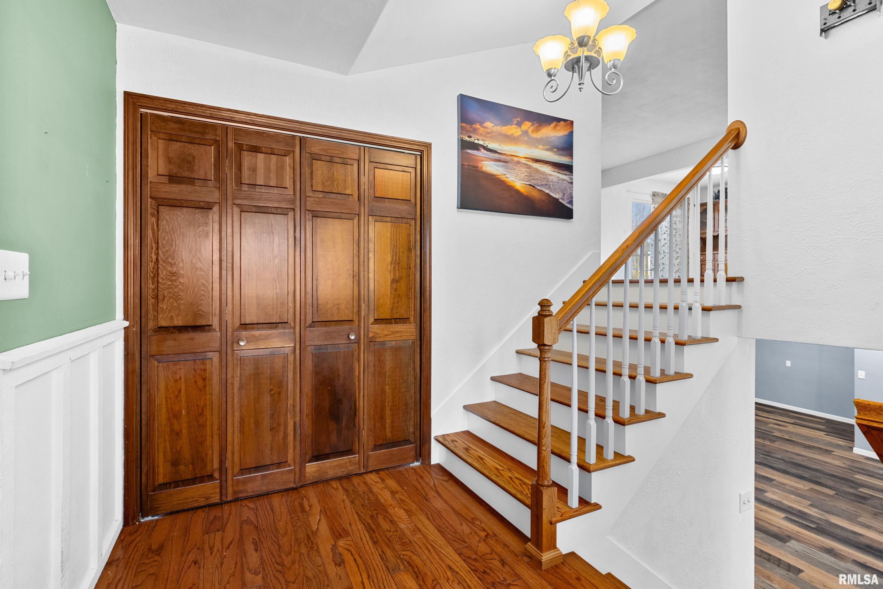 22276 Timber Lane Morton, IL 61550 - Photo 5 of 45 Gallery Image 5