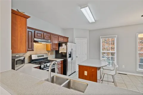 $427,400 | 2428 Bridlewood Drive, Unit 24, Atlanta, GA 30339