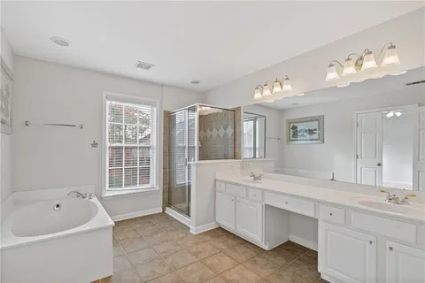 $427,400 | 2428 Bridlewood Drive, Unit 24, Atlanta, GA 30339