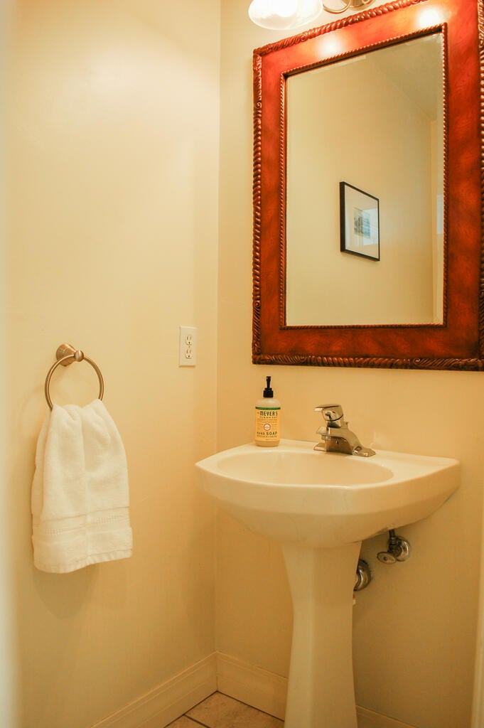 941 Cove Road Sturgeon Bay, WI 54235 - Photo 30 of 62 Gallery Image 30