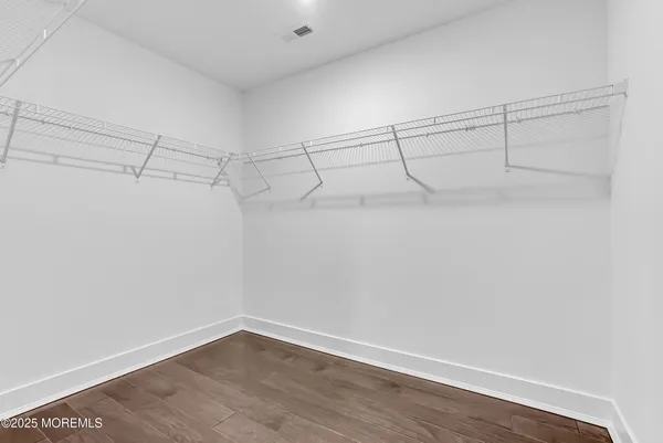 $5,200 | 173 Woolley Court, Oakhurst, NJ 07755