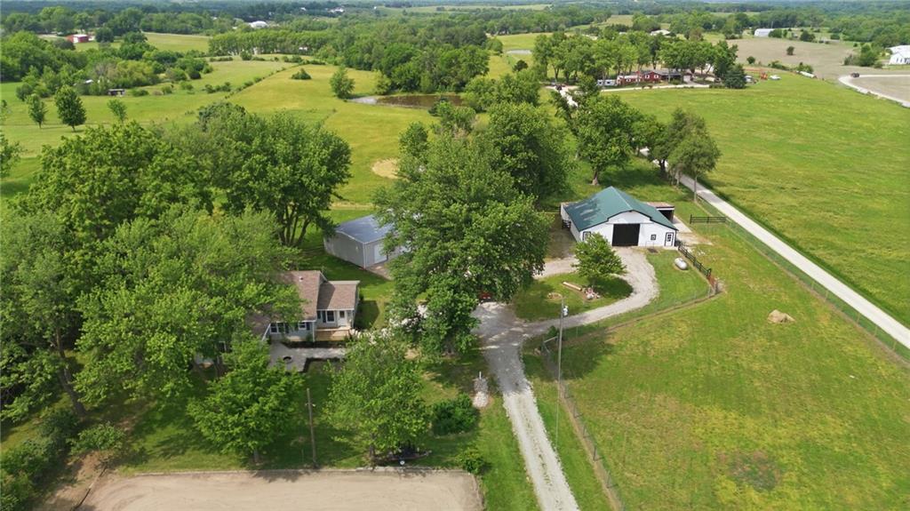 19322 Springdale Road Leavenworth, KS 66048 - Photo 34 of 63