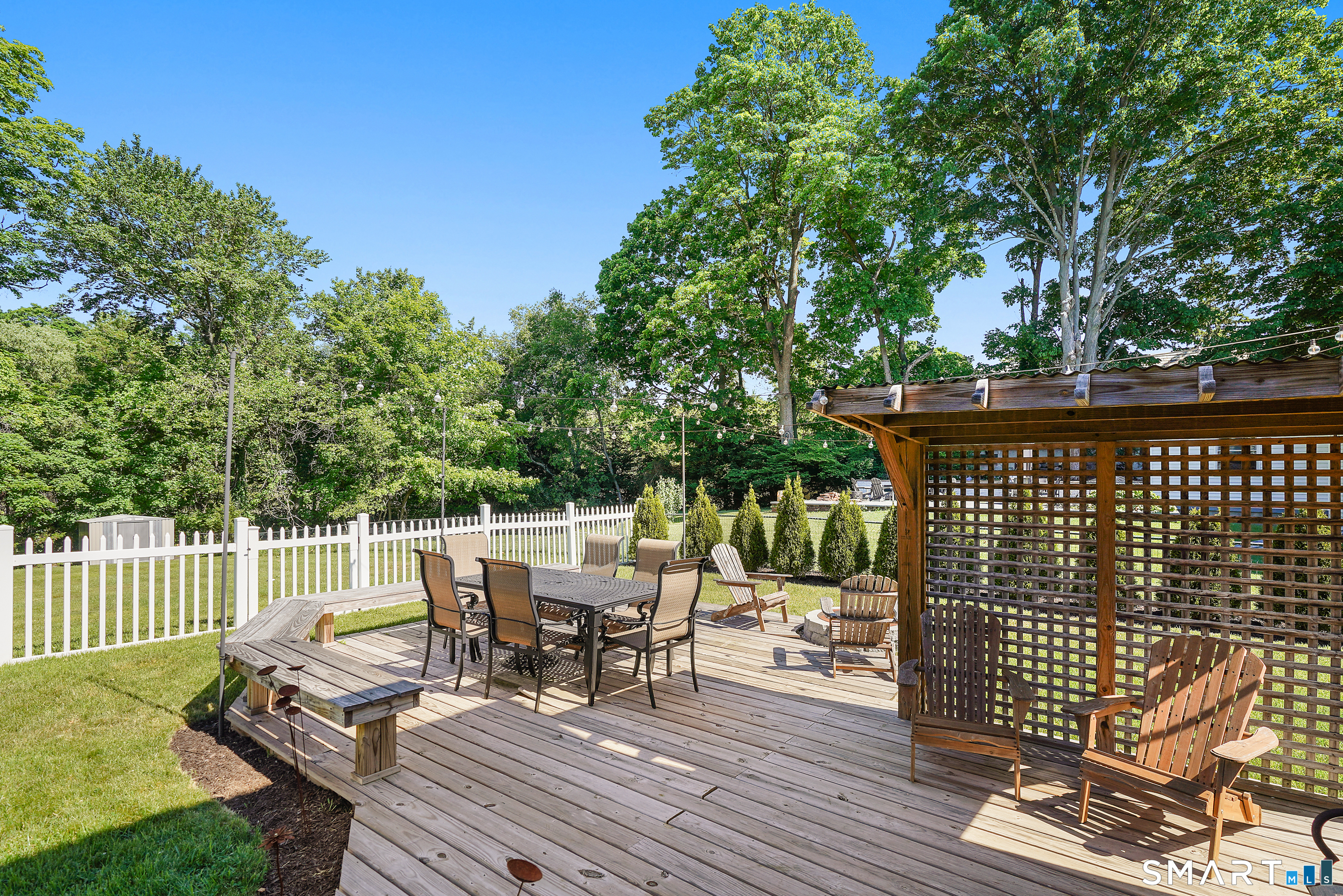 516 Stillwater Road Stamford, CT 06902 - Photo 25 of 37
