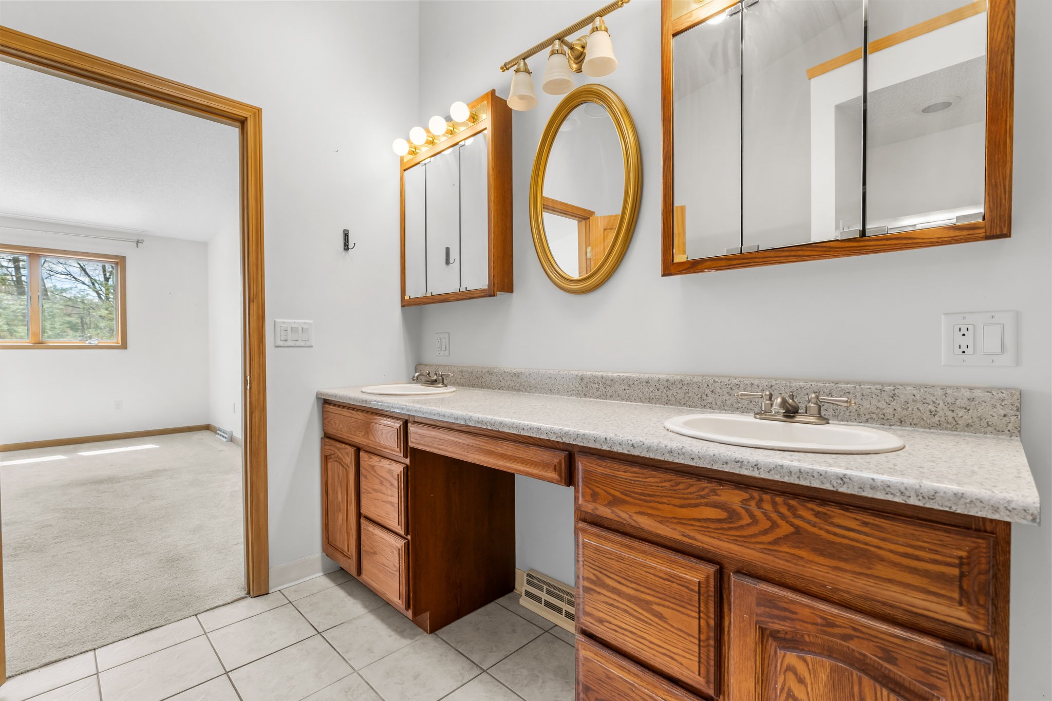 531 Clubhouse Road Vestal, NY 13850 - Photo 21 of 37