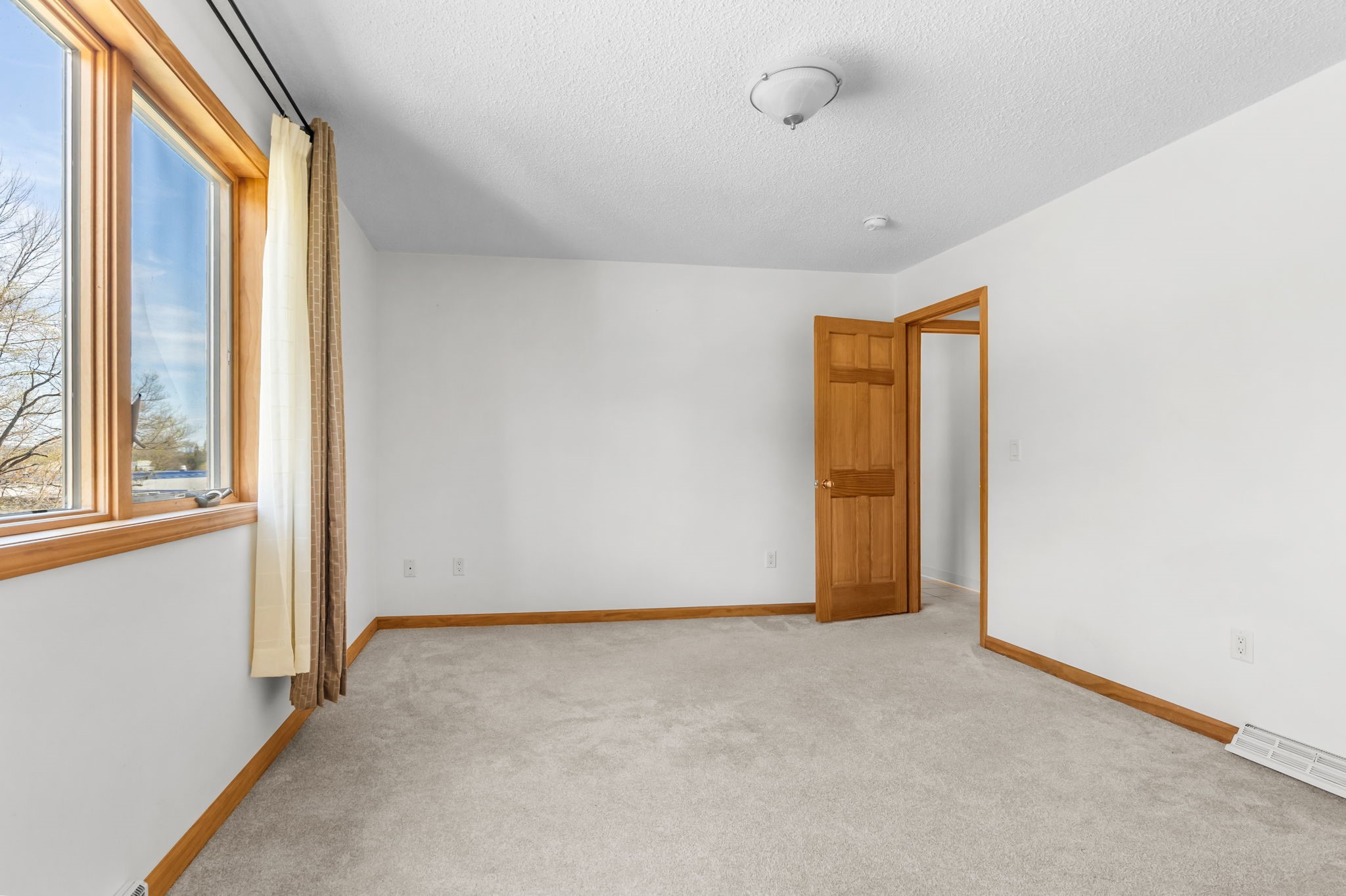 531 Clubhouse Road Vestal, NY 13850 - Photo 24 of 37