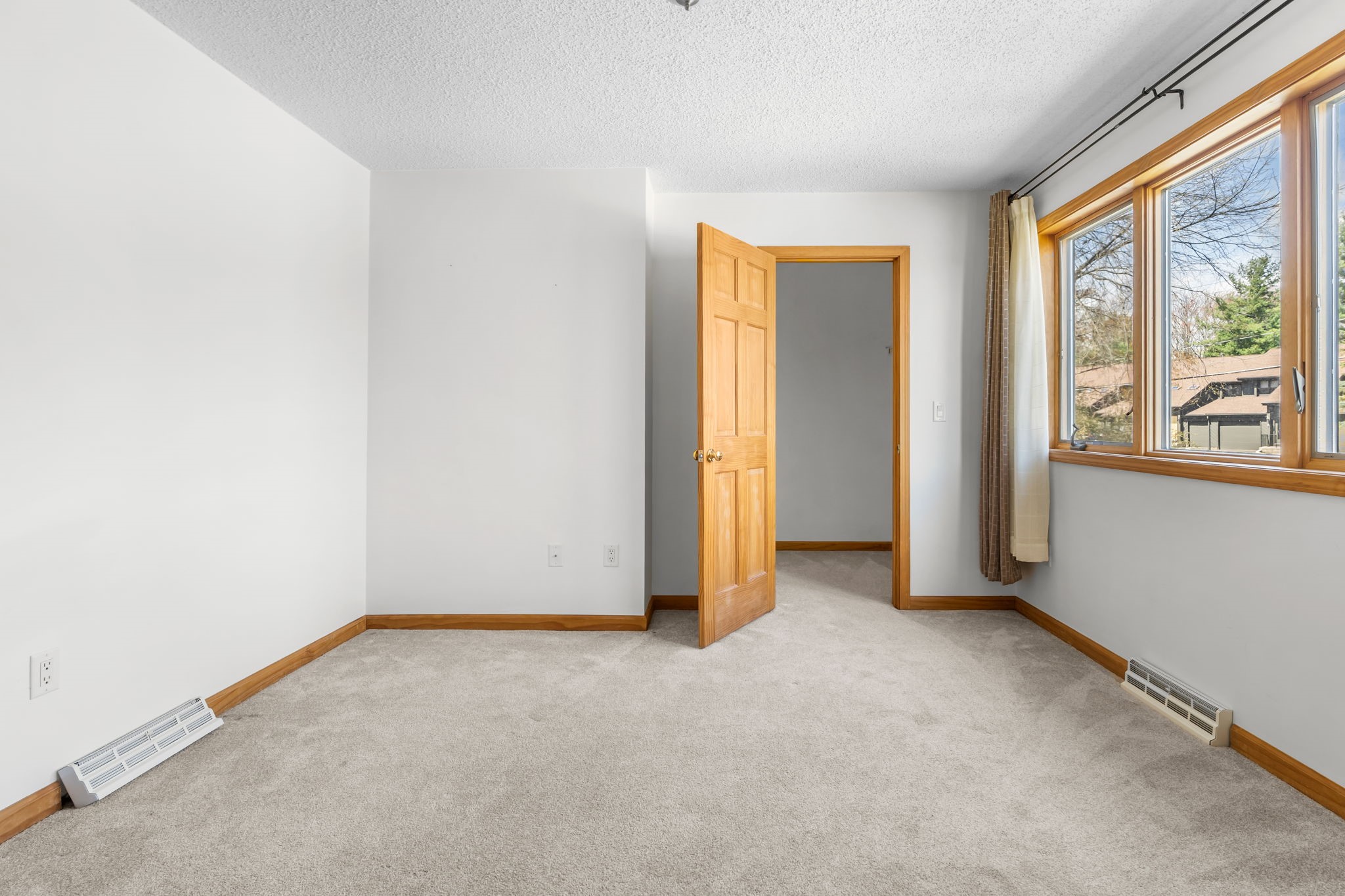 531 Clubhouse Road Vestal, NY 13850 - Photo 25 of 37