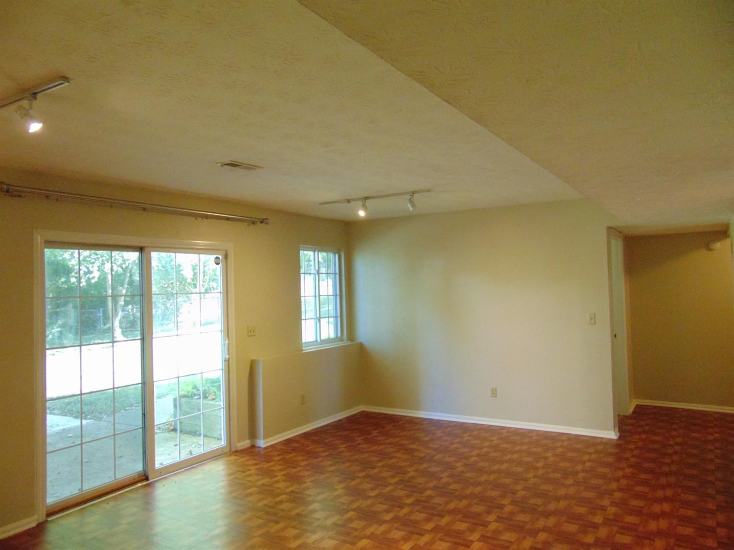 6950 Ragland Road Newtown, OH 45244 - Photo 15 of 35