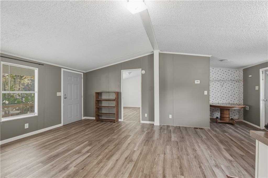 285 Mountain View Calhoun, GA 30701 - Photo 6 of 22 Gallery Image 6