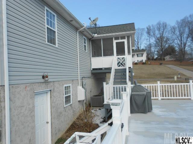 2101 Olde Creek Road Hudson, NC 28638 - Photo 18 of 24 Gallery Image 18