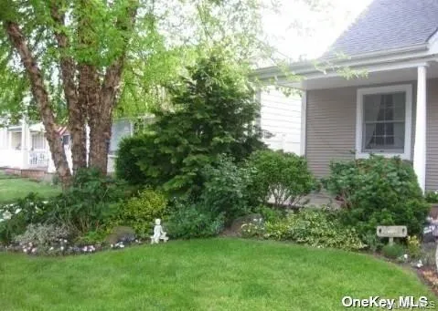 $4,700 | 207 Jefferson Avenue, Island Park, NY 11558