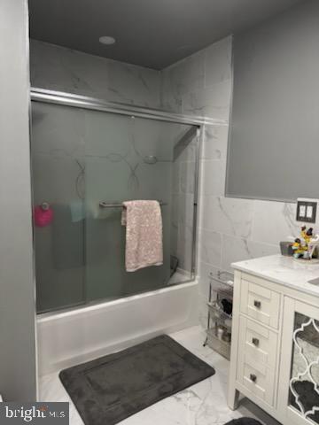 6810 Robinia Road Temple Hills, MD 20748 - Photo 17 of 24 Owner Bathroom