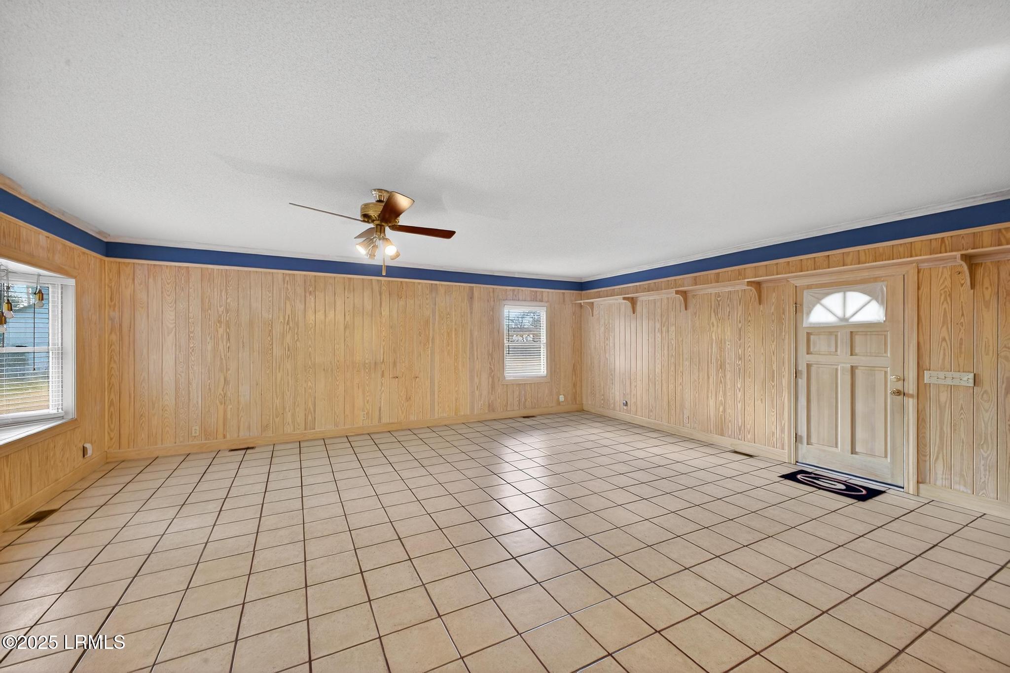 47 Midway Street Bamberg, SC 29003 - Photo 10 of 53 IMG_9407