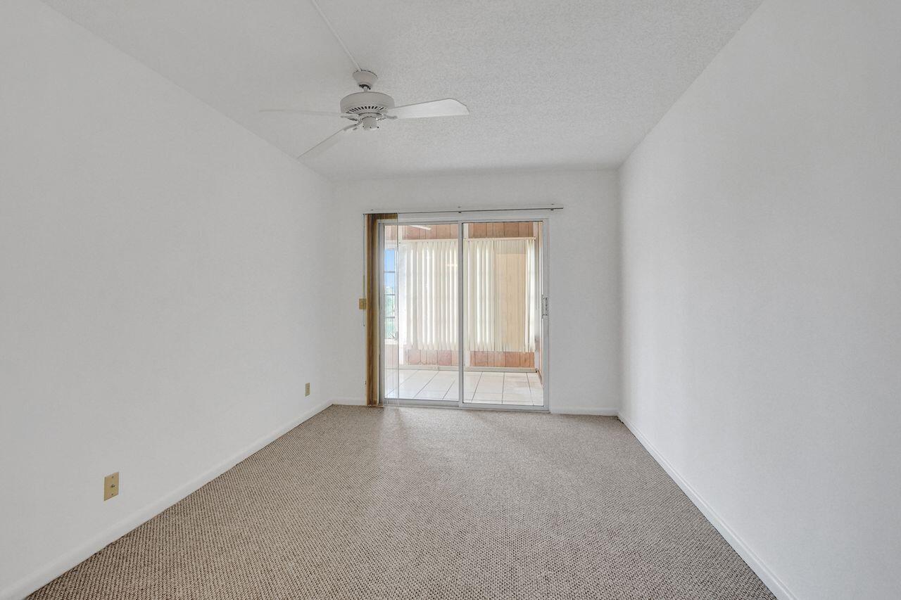 3084 Wolverton East Boca Raton, FL 33434 - Photo 21 of 39 D212F8DB-971E-406A-9E04-DB01BAC5A098