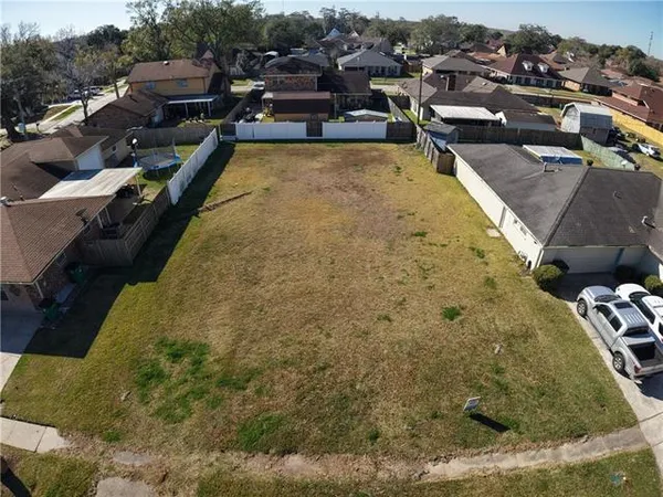 $379,000 | 4052 Shawn Drive, Marrero, LA 70072