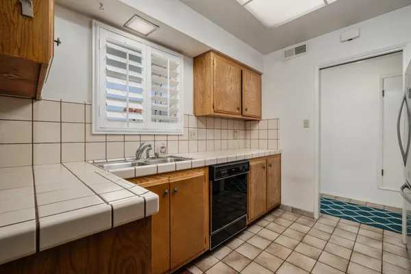 $485,000 | 3058 Notre Dame Drive, Sacramento, CA 95826