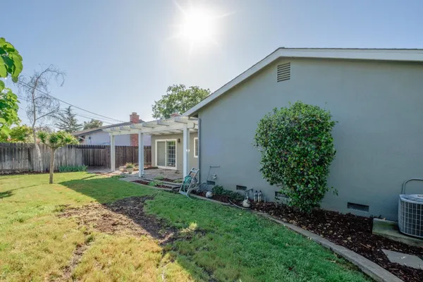 $485,000 | 3058 Notre Dame Drive, Sacramento, CA 95826