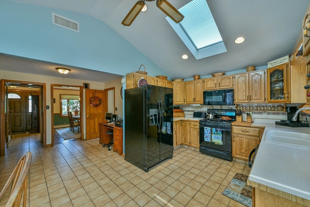 246 Manning Street Needham, MA 02492 - Photo 17 of 42