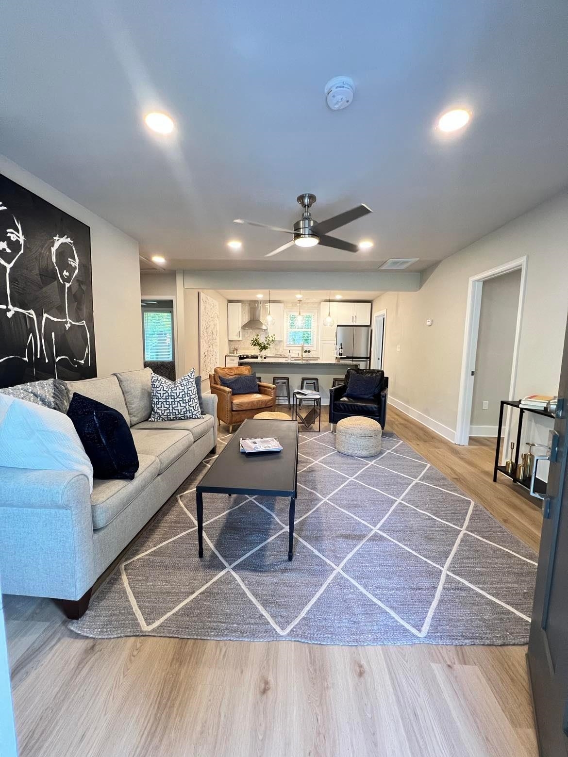 21 Club Road Greenville, SC 29609 - Photo 7 of 35