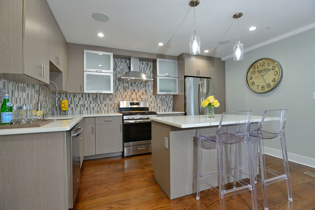 11 Ruthven Street, Unit 2 Boston, MA 02121 - Photo 2 of 16 Gallery Image 2