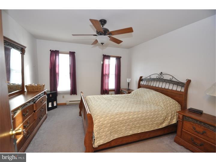3416 North Ruch Street Whitehall, PA 18052 - Photo 14 of 24 Gallery Image 14