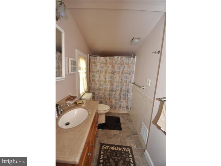 3416 North Ruch Street Whitehall, PA 18052 - Photo 16 of 24 Gallery Image 16