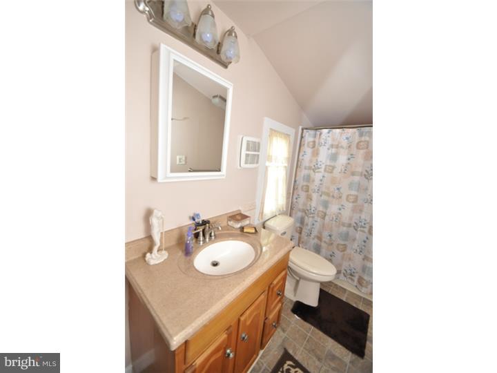 3416 North Ruch Street Whitehall, PA 18052 - Photo 17 of 24 Gallery Image 17
