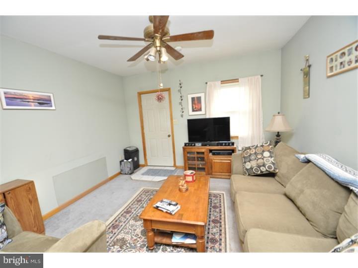 3416 North Ruch Street Whitehall, PA 18052 - Photo 5 of 24 Gallery Image 5