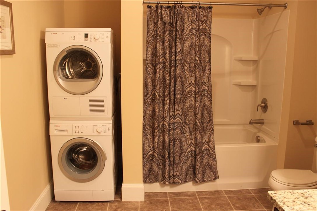 624 Washington Street, Unit A205 Coventry, RI 02816 - Photo 16 of 24